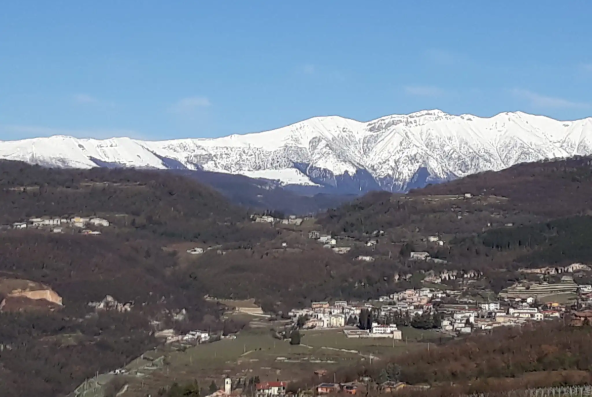 Estate of Properties for Sale In Negrar di Verona Veneto Italy