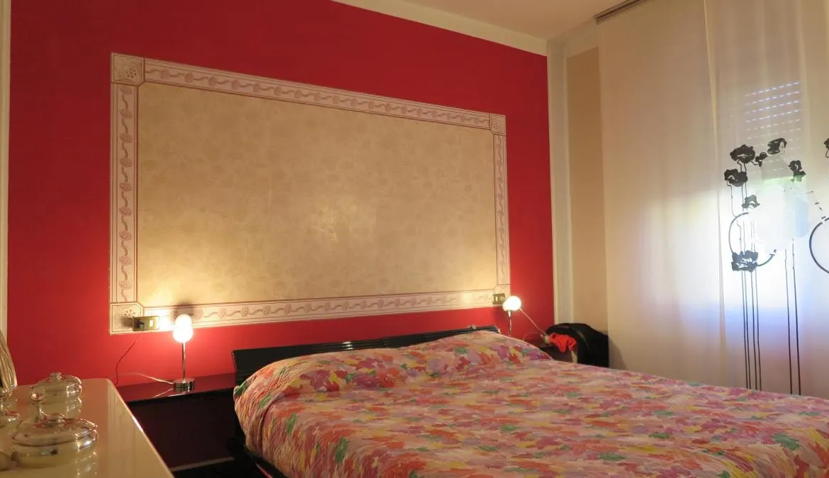 Stunning Villa Split into 2 Apartments For Sale in Monti di Licciana Nardi Tuscany Italy