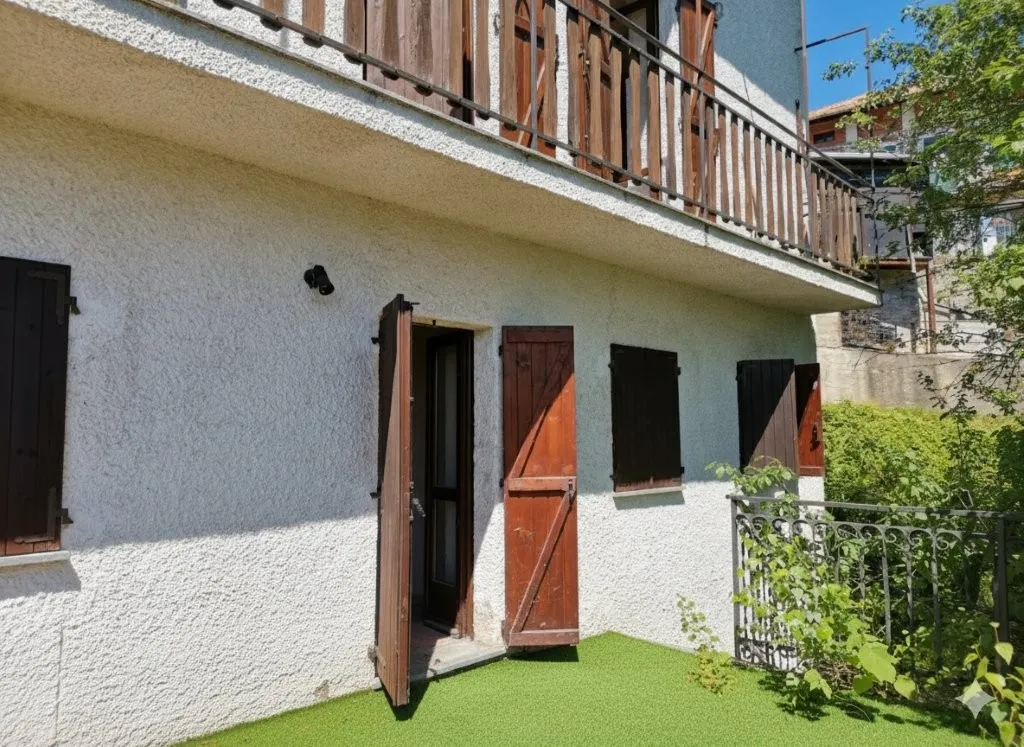 Excellent 2 Bed Villa for Sale In Mezzana Mortigliengo Piedmont Italy