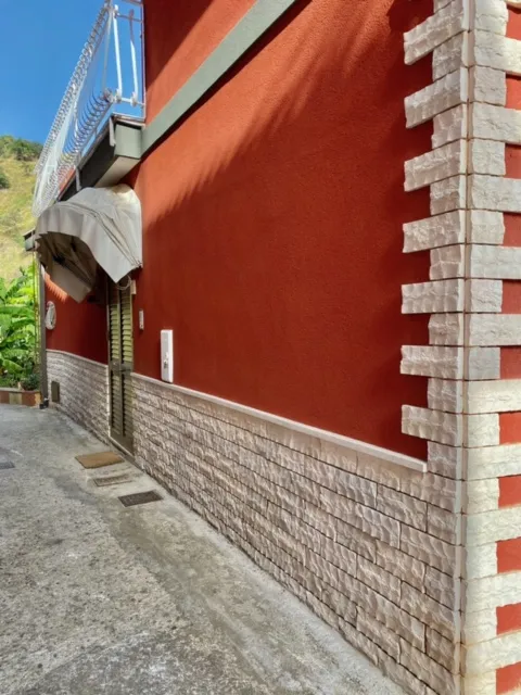 Superb 2 Bed Villa For Sale in Graniti Sicily Italy