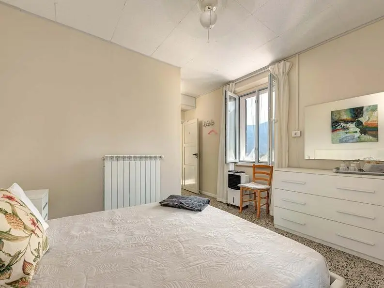 Luxury 5 Bed House for Sale In Lake Como Italy