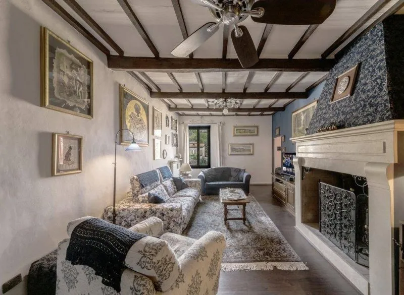 Stunning 2 Bedroom Apartment for Sale in Panicale Perugia Umbria Italy