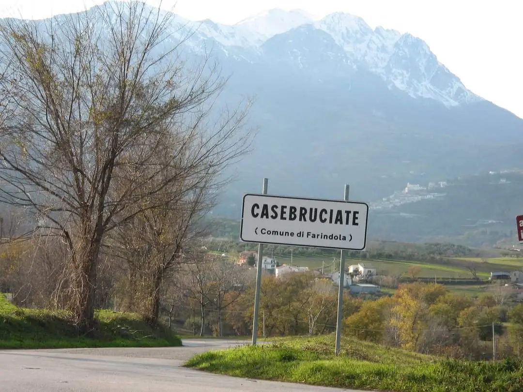 Superb 4 Bed Villa For Sale In Pescara Abruzzo Italy