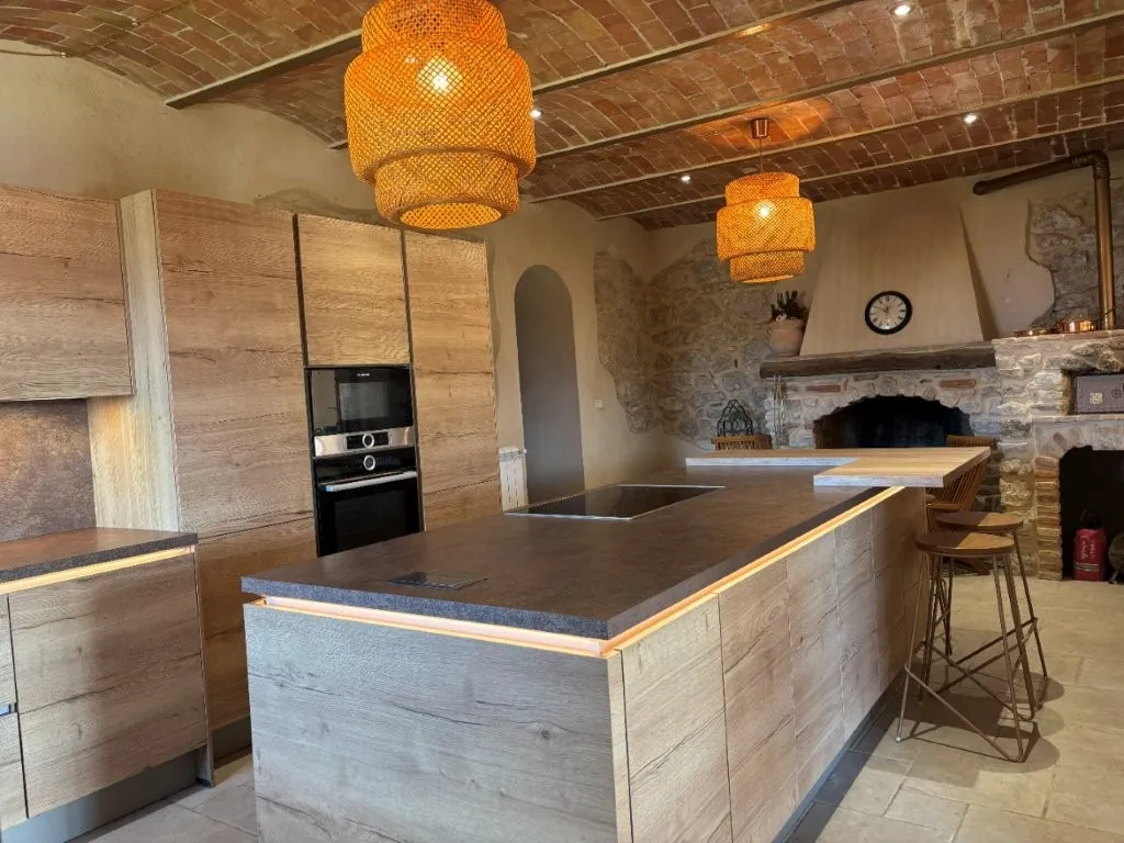 Stunning Country Villa & Separate House for Sale In Busso Italy
