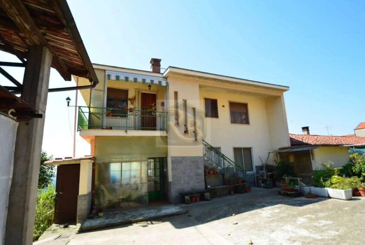 Estate of Properties for Sale In Pino D’Asti Piedmont Italy