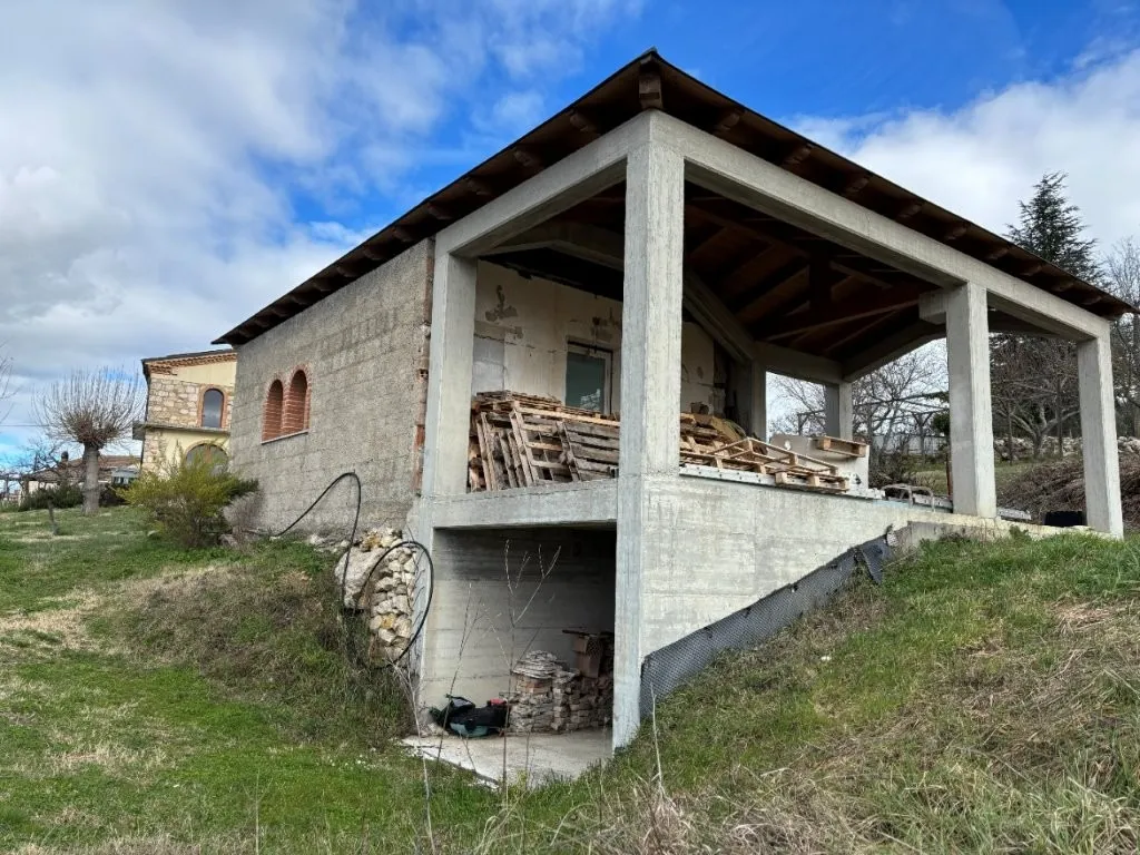 Stunning Country Villa & Separate House for Sale In Busso Italy