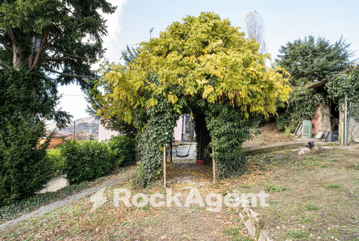 Luxury 6 Bed Villa for Sale In Varzi Italy
