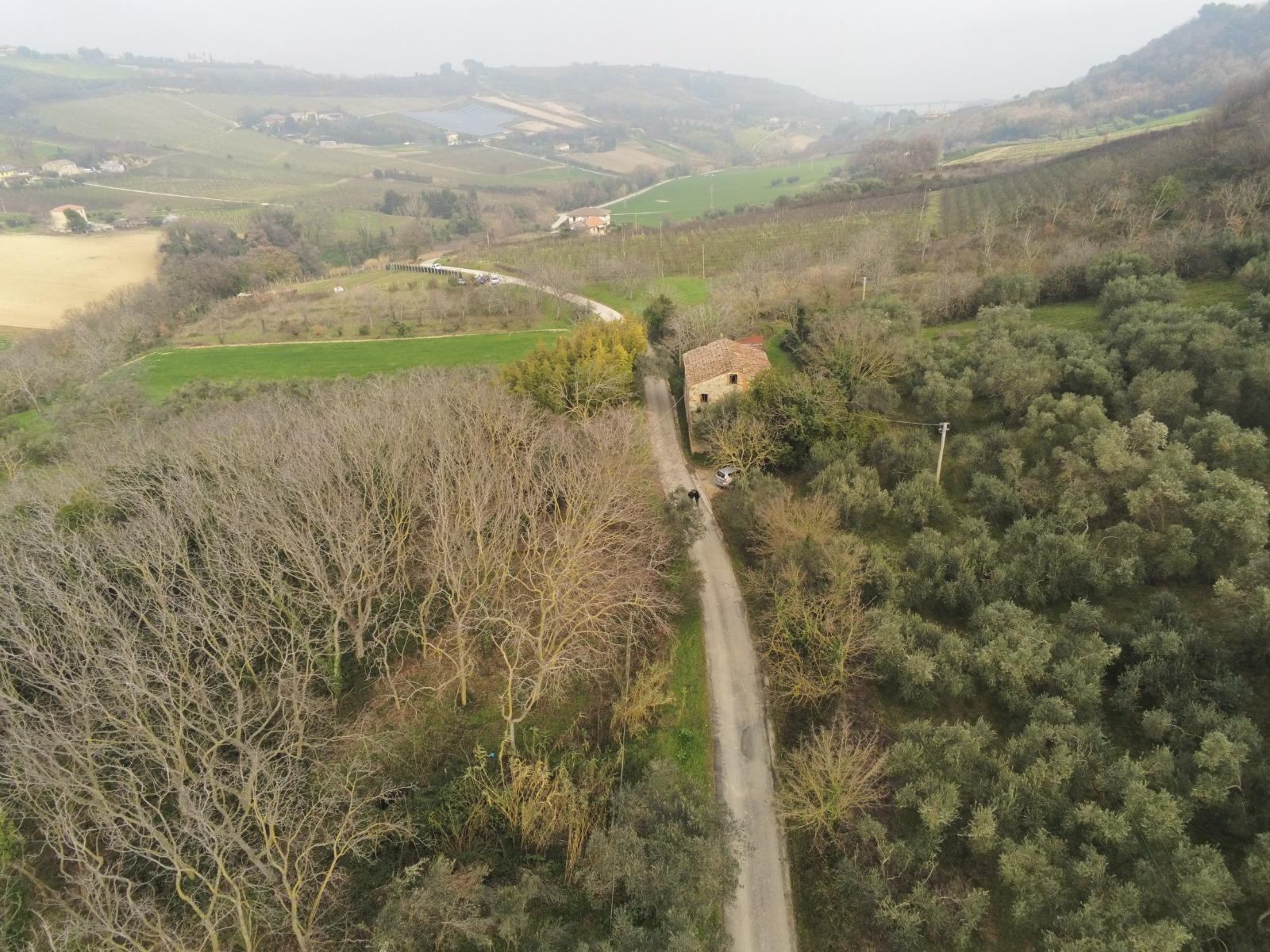 Excellent 3 Bed Farmhouse for Renovation for Sale In Campofilone Fermo Marche Italy