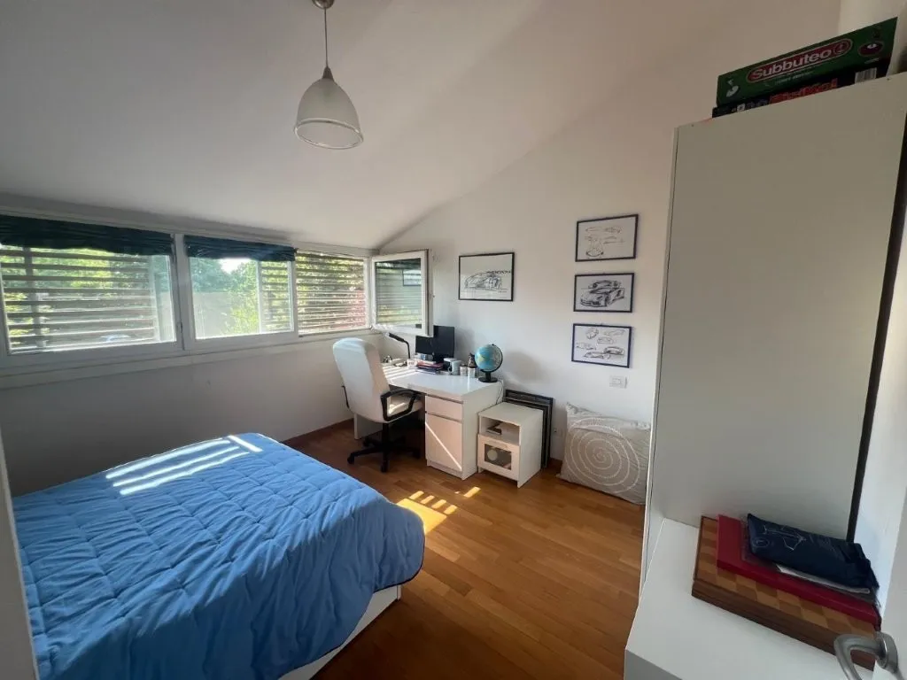 Luxury 4 Bed Semi Detached Villa for Sale In Crevalcore Bologna Italy