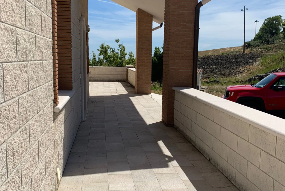 Excellent 3 Bed House For Sale in Orsara Di Puglia Italy