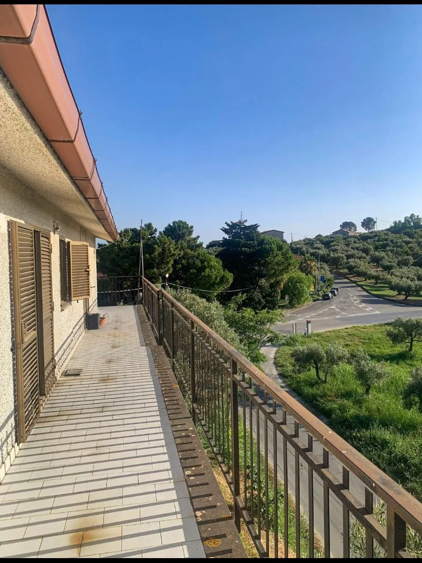 Commerical property with apartment for Sale In Cleto Calabria Italy