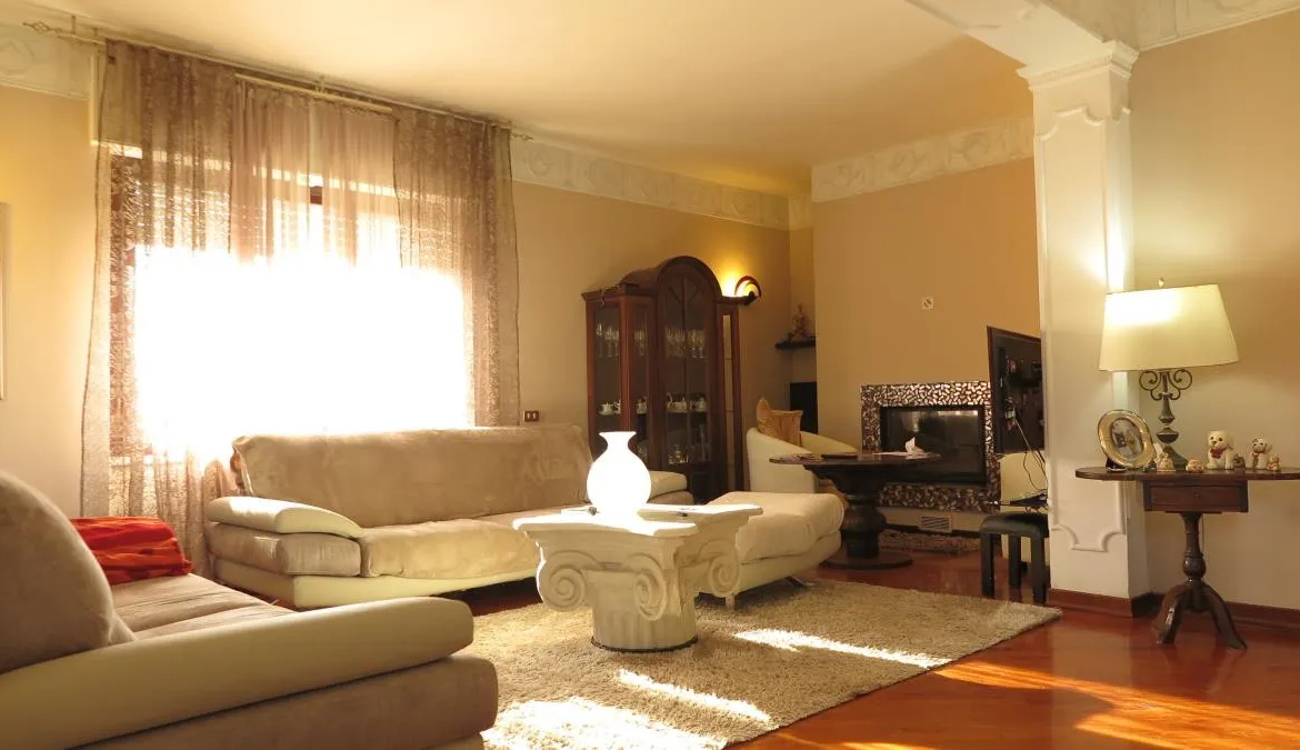 Stunning Villa Split into 2 Apartments For Sale in Monti di Licciana Nardi Tuscany Italy