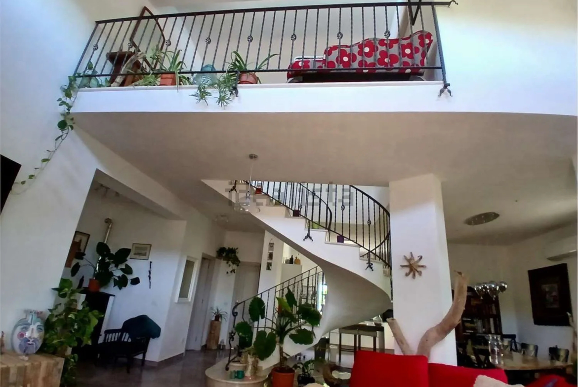 Stunning 3 bed Villa for Sale In Alessandria della Rocca Platani Hills, Agrigento Sicily Italy