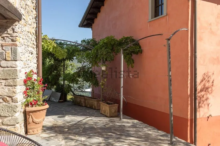 Luxury 7 Bed Villa For Sale In Fivizzano Tuscany Italy