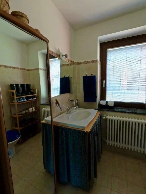 Stunning 4 Bed Villa For Sale in Cureggio Novara Italy