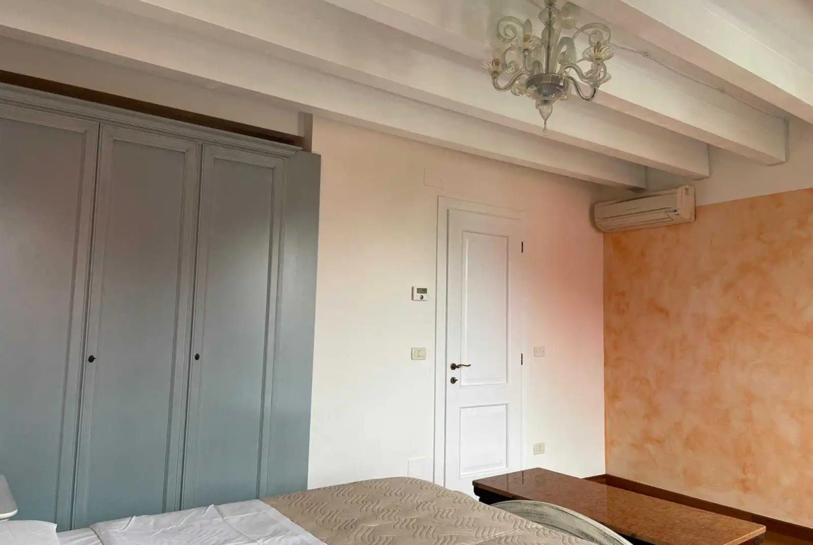 Excellent 2 Bed House for Sale In Burano Venezia Italy