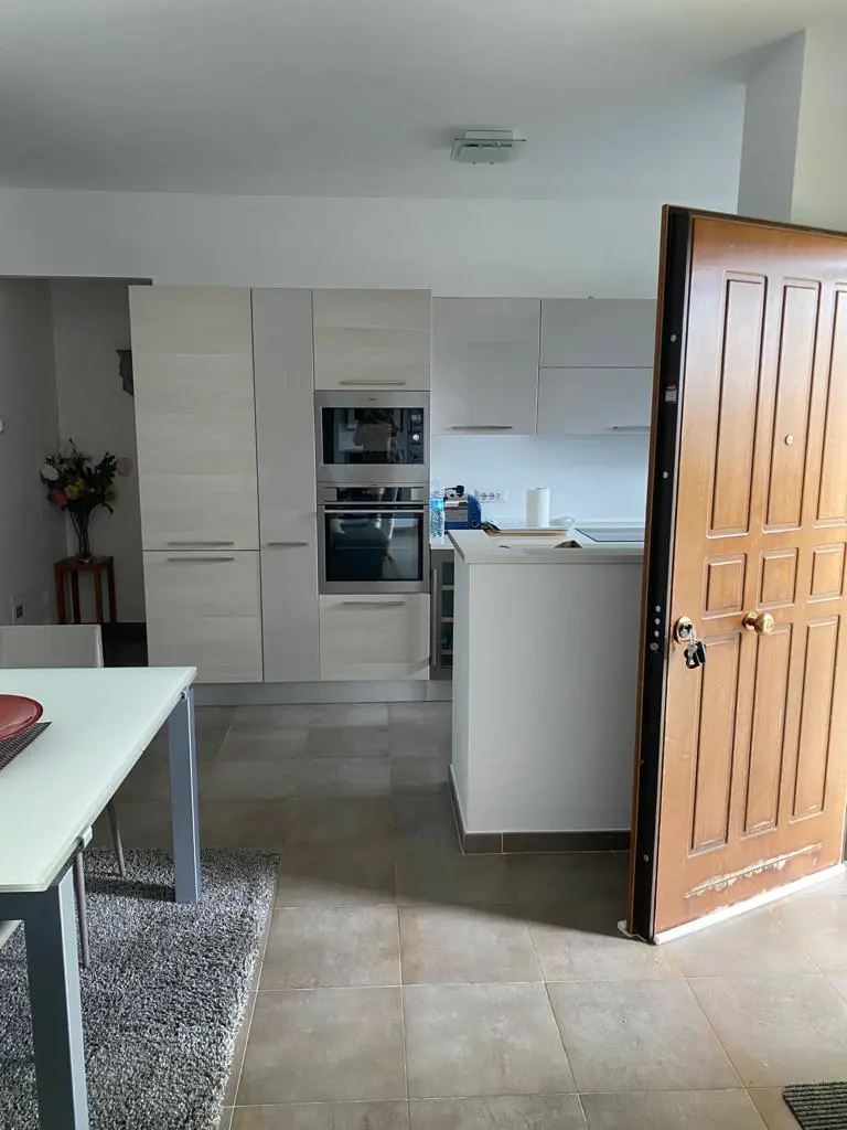 Luxury 6 Bed Villa For Sale in San Lorenzo Nuovo Italy