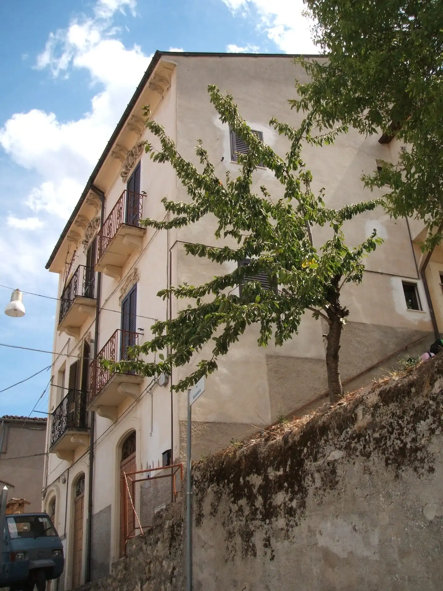 Stunning 2 Bedroom House for Sale in Prezza Abruzzo Italy