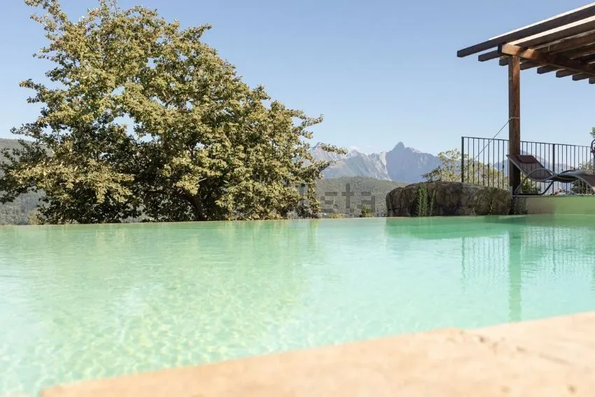 Luxury 7 Bed Villa For Sale In Fivizzano Tuscany Italy