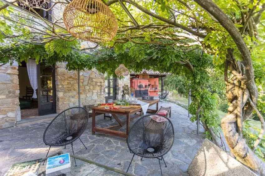 Luxury 7 Bed Villa For Sale In Fivizzano Tuscany Italy