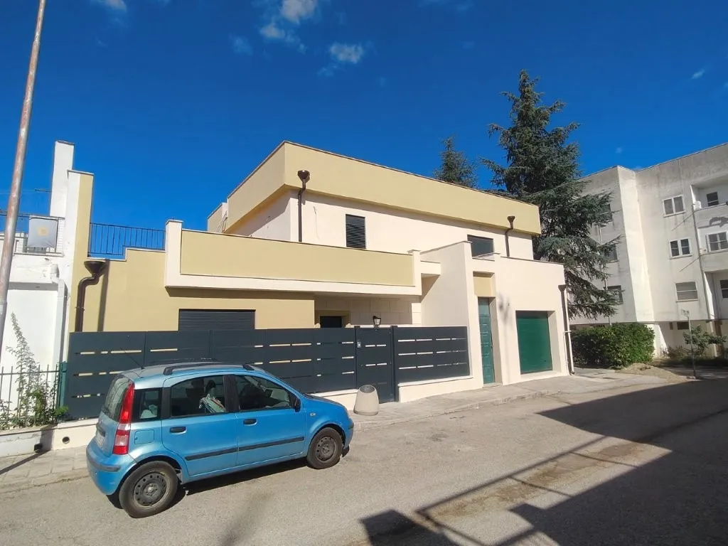 Luxury 2 Bed Townhouse for Sale In Bernalda Italy