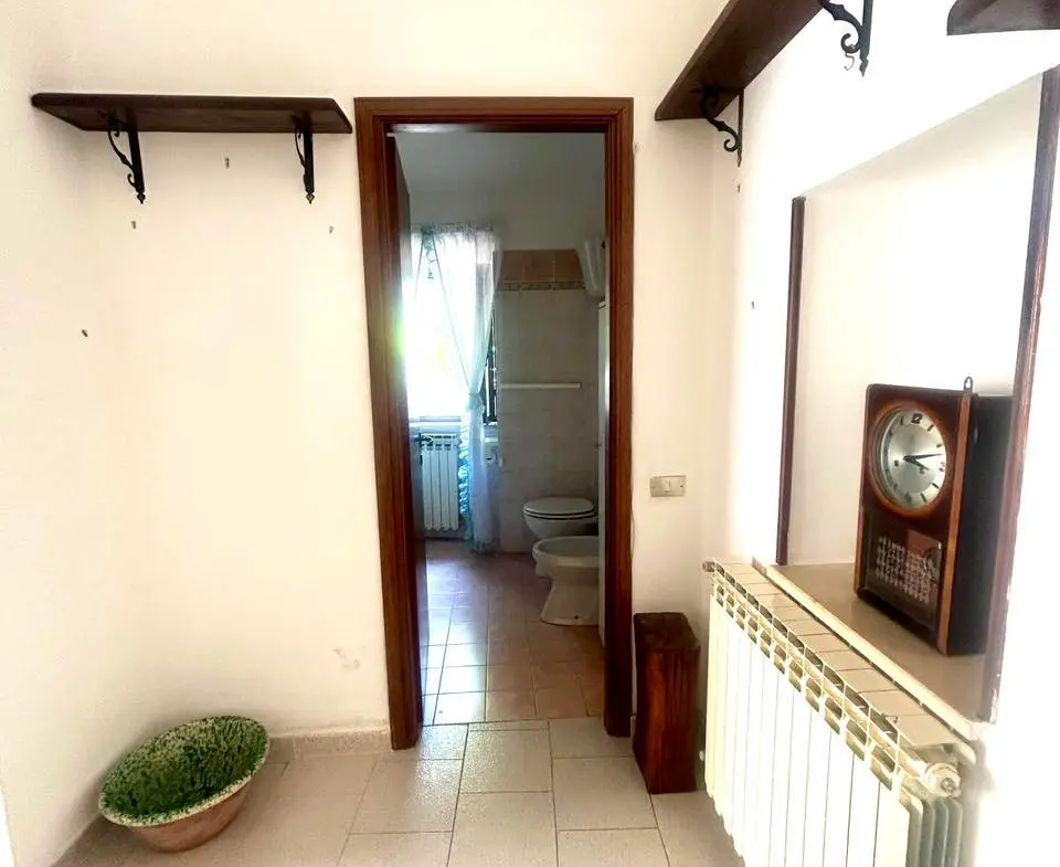 House Containing 2 Apartments for sale in Veroli Lazio Italy