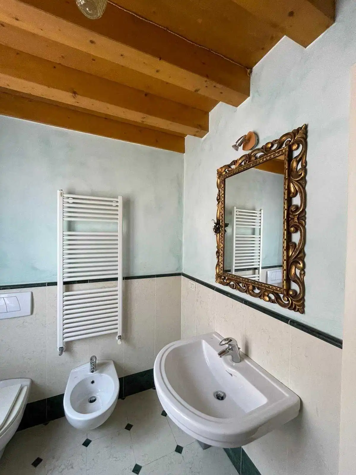Excellent 2 Bed House for Sale In Burano Venezia Italy