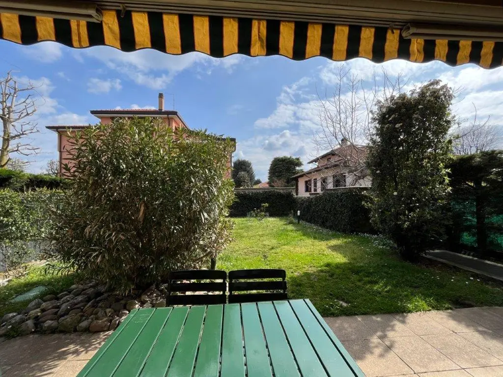 Excellent 4 Bed Villa for Sale In Saronno Italy