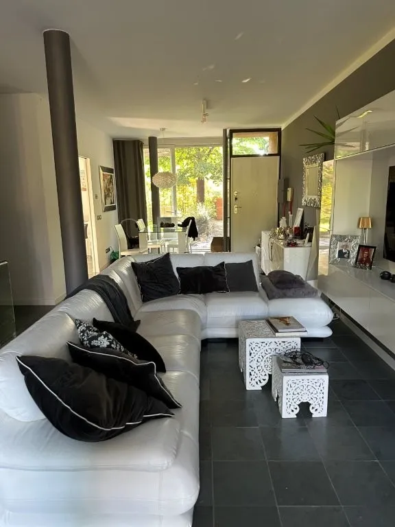 Luxury 4 Bed Semi Detached Villa for Sale In Crevalcore Bologna Italy