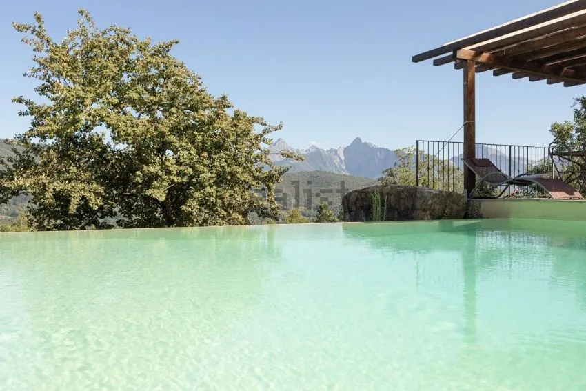 Luxury 7 Bed Villa For Sale In Fivizzano Tuscany Italy