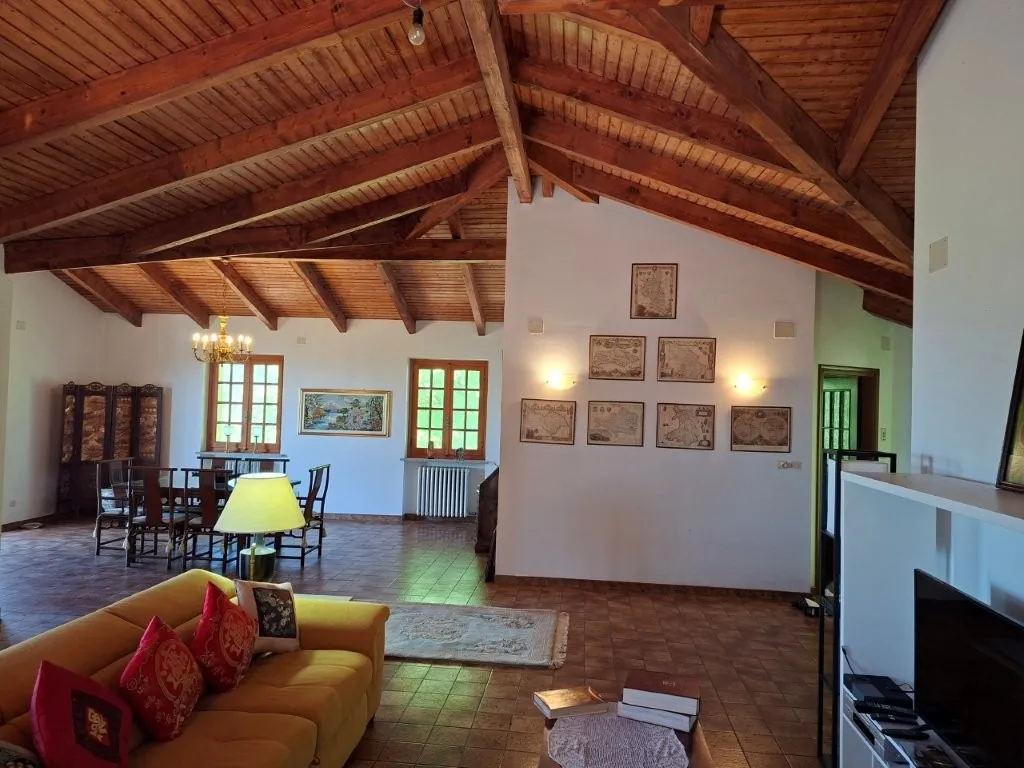 Excellent 4 Bed Villa for Sale In Corio Turin Italy