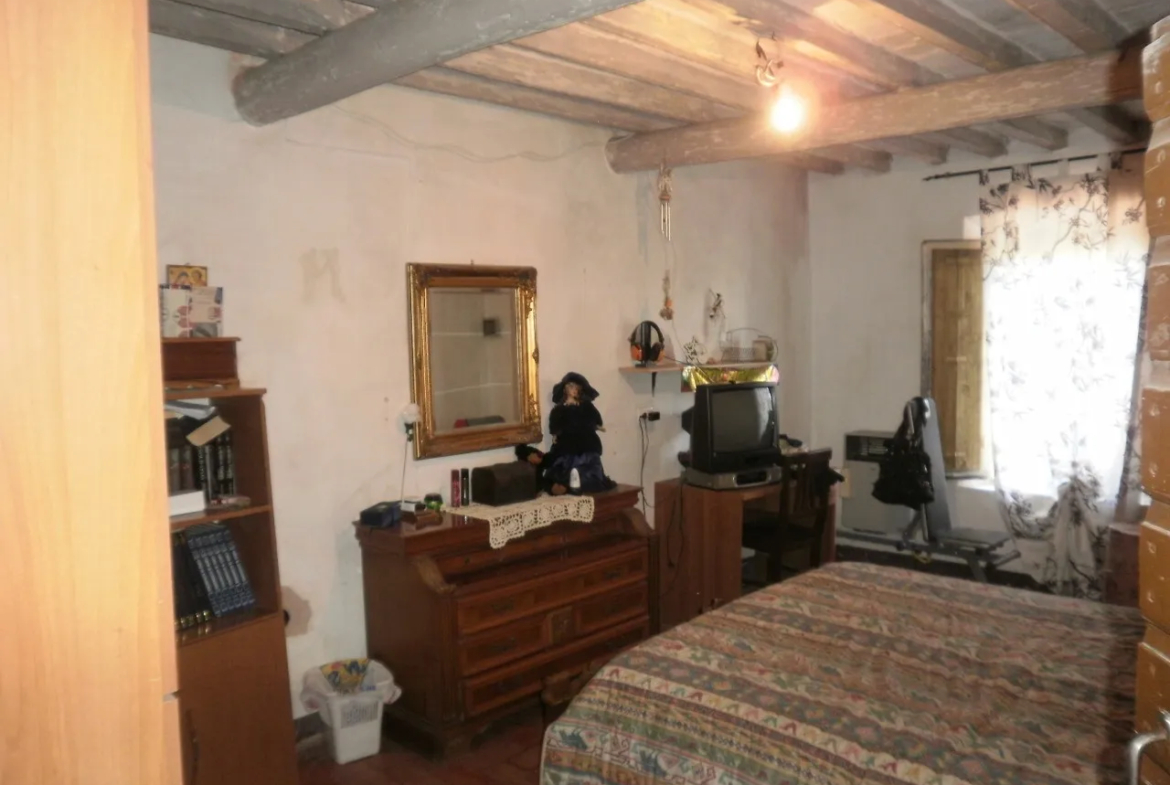 Excellent 3 Bed House For Sale in Lombardy Italy