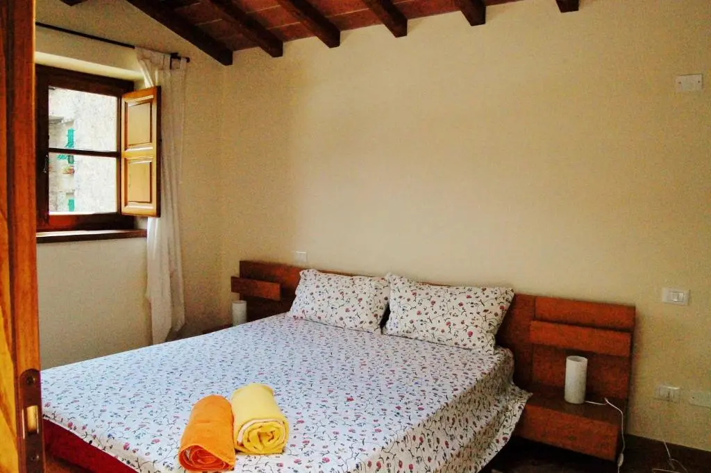 Luxury 8 Bedroom Casa Webb for Sale In Bagni di Lucca Italy