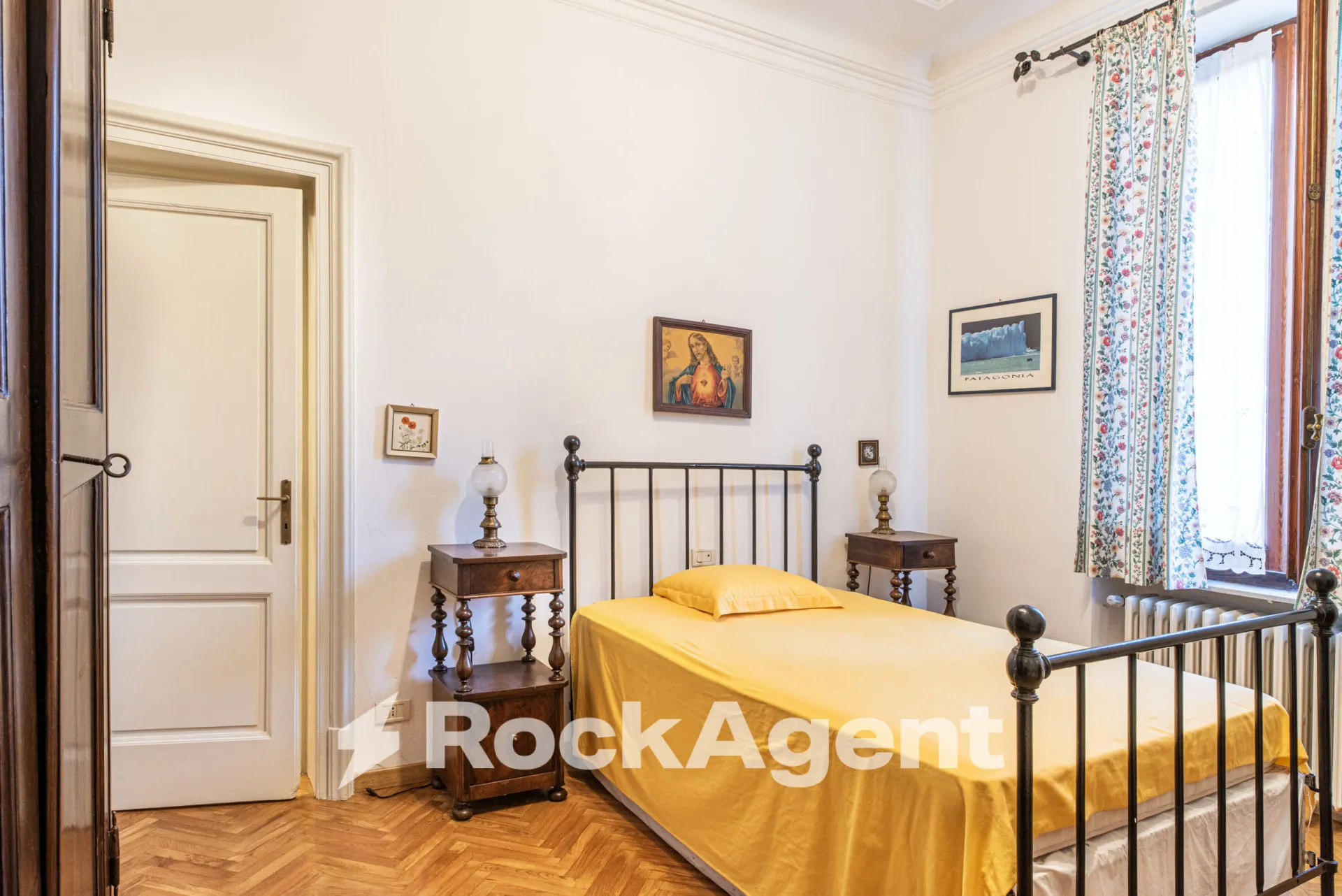 Luxury 6 Bed Villa for Sale In Varzi Italy