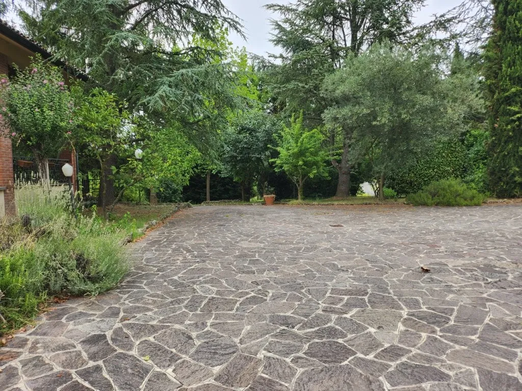 Luxury 5 Bed Country Villa for Sale In Salsomaggiore Parma Italy