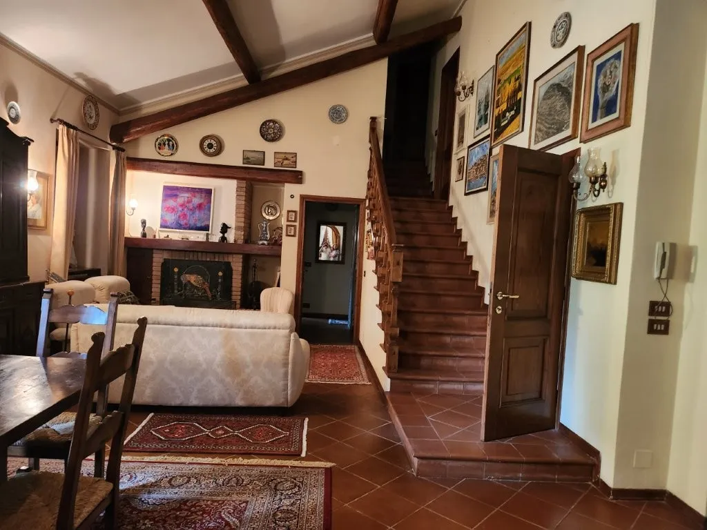 Luxury 5 Bed Country Villa for Sale In Salsomaggiore Parma Italy