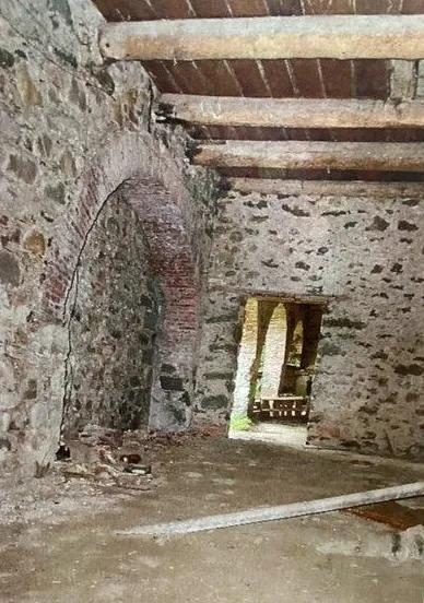 Mill For Renovation For Sale in Castelnuovo di Garfagnana Lucca Italy