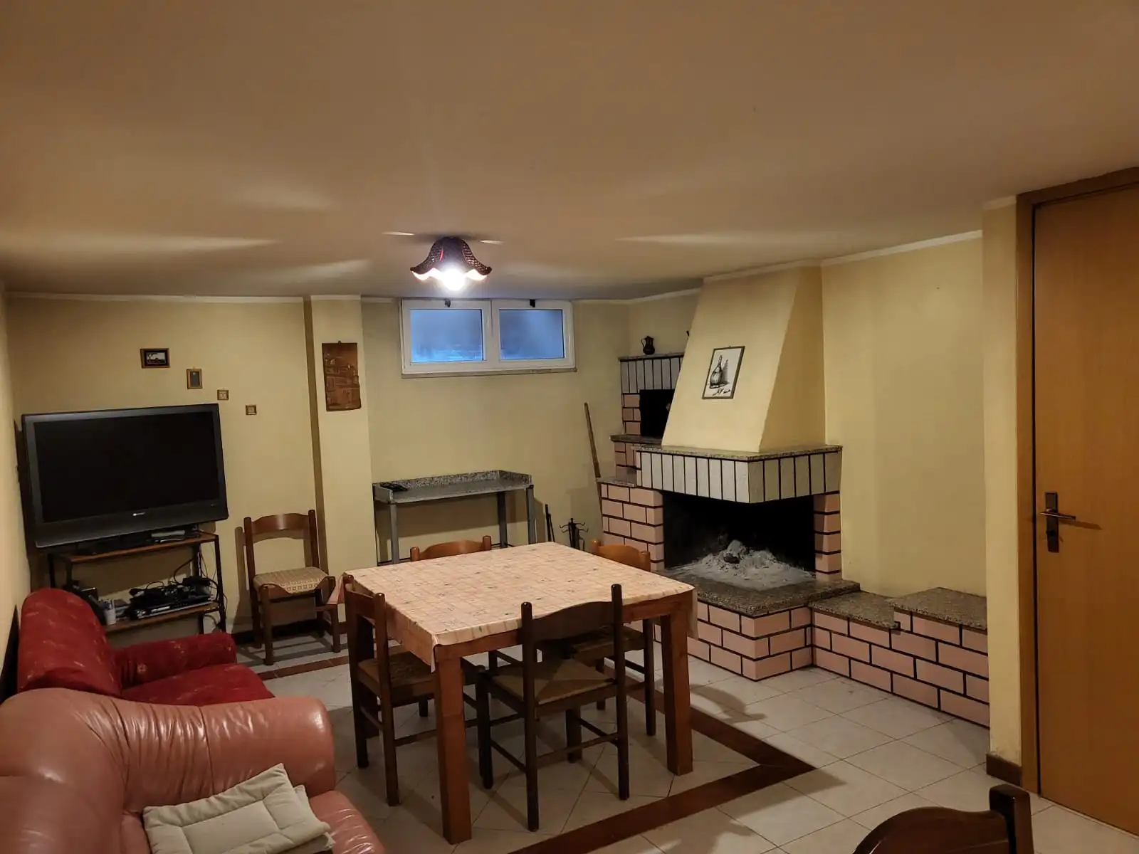 3 Bed Apartment For Renovation Sale In Montescaglioso Italy