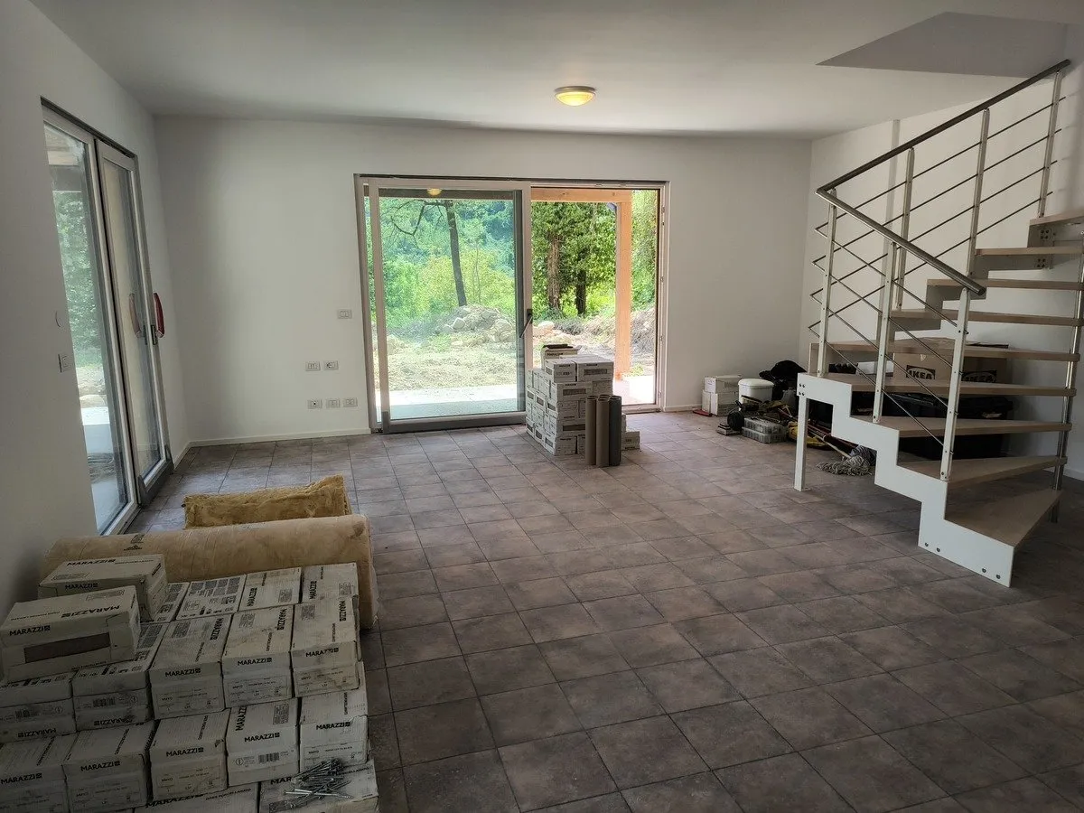 Excellent 3 Bed Country House for Sale In Gualdo Macerata Marche Italy