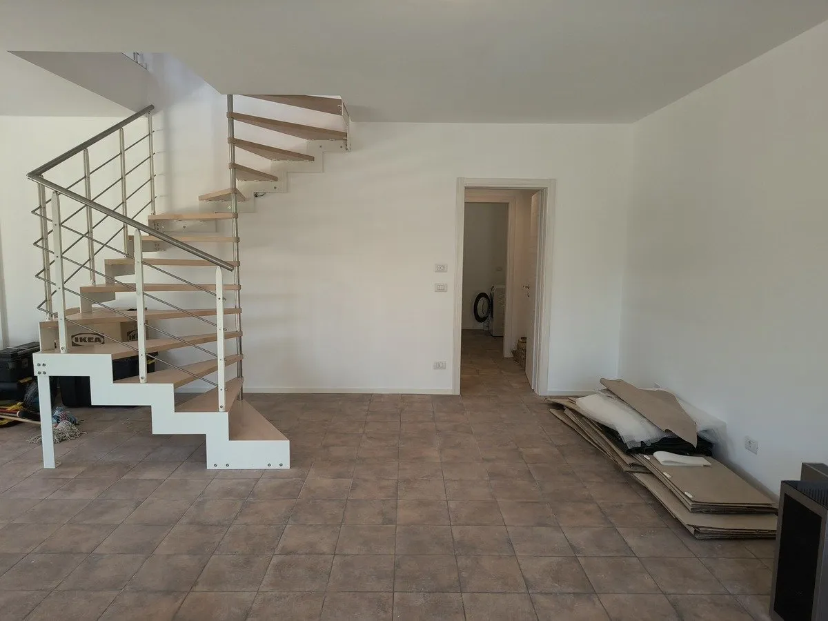 Excellent 3 Bed Country House for Sale In Gualdo Macerata Marche Italy