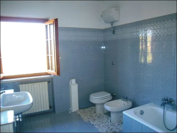 Superb 4 Bed Villa For Sale In Pescara Abruzzo Italy