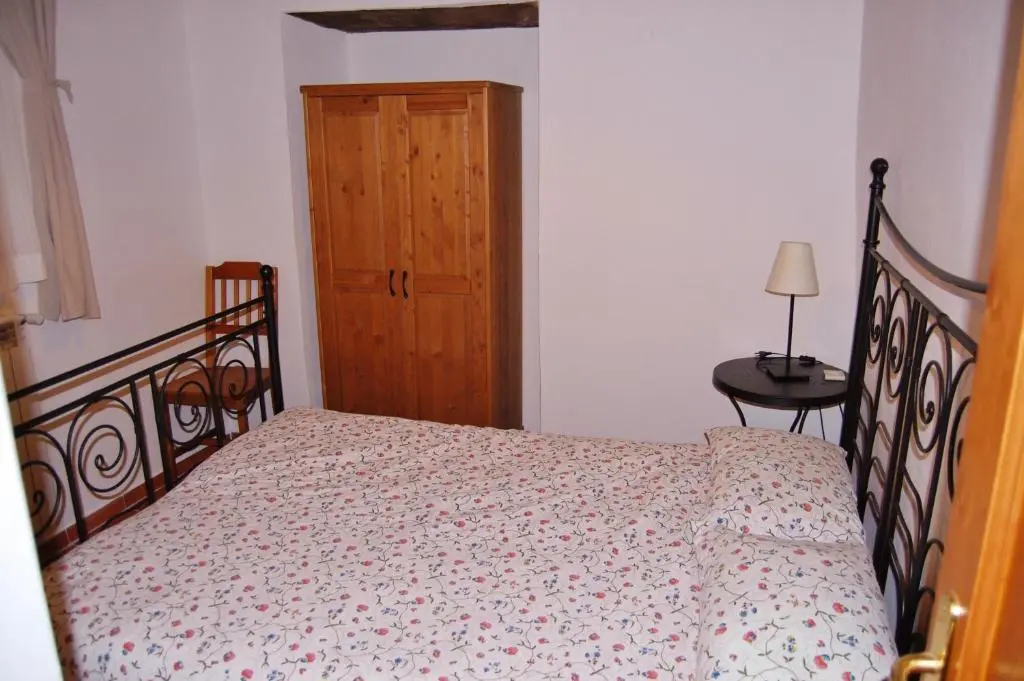 Luxury 8 Bedroom Casa Webb for Sale In Bagni di Lucca Italy
