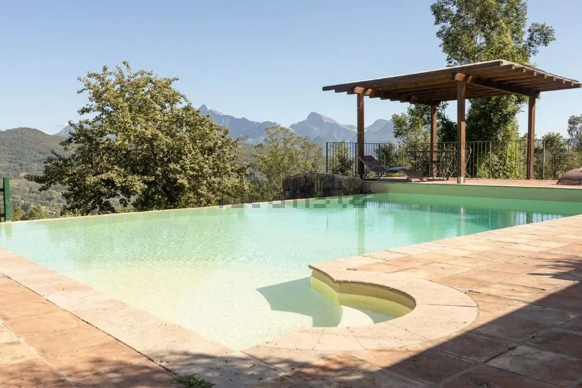 Luxury 7 Bed Villa For Sale In Fivizzano Tuscany Italy
