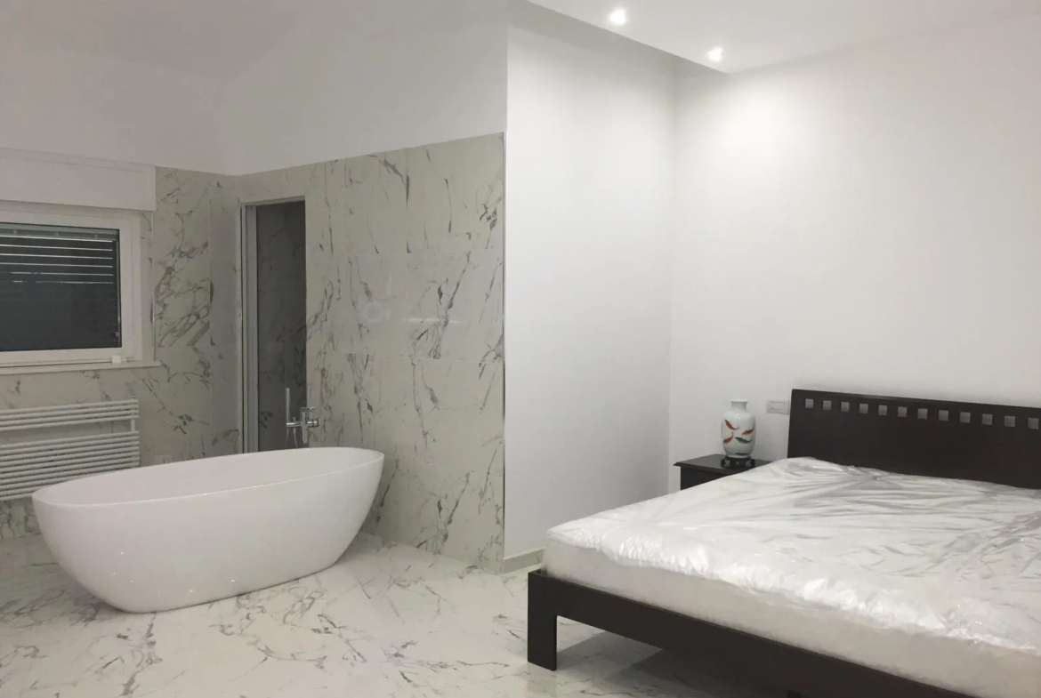 Luxury 6 Bed Villa For sale in MONTENERO DI BISACCIA Molise Abruzzo Italy