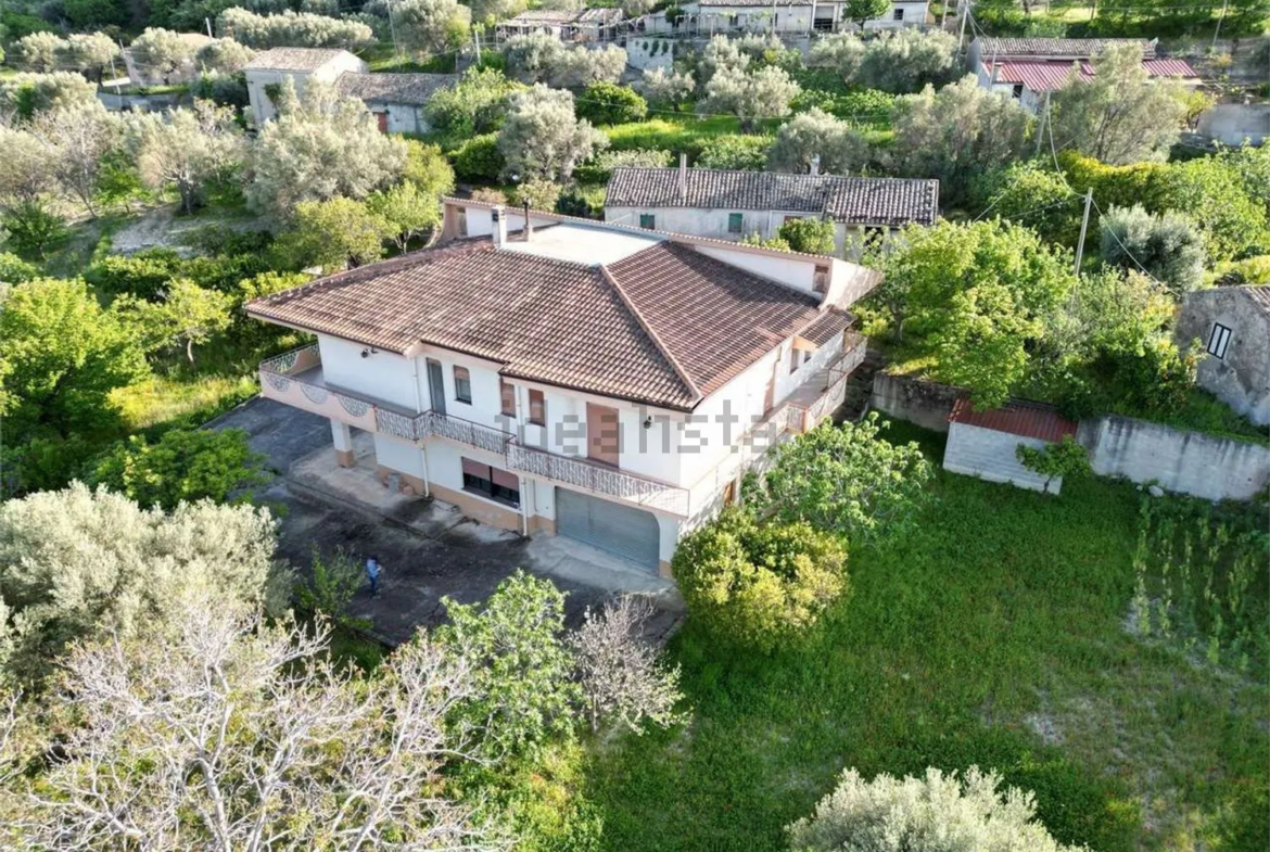 Excellent 3 Bed Villa for Sale In Ardore Calabria Italy