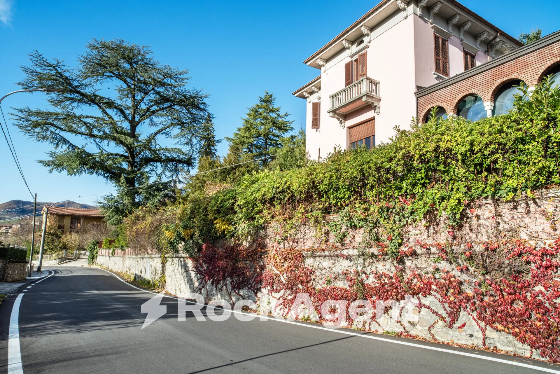Luxury 6 Bed Villa for Sale In Varzi Italy