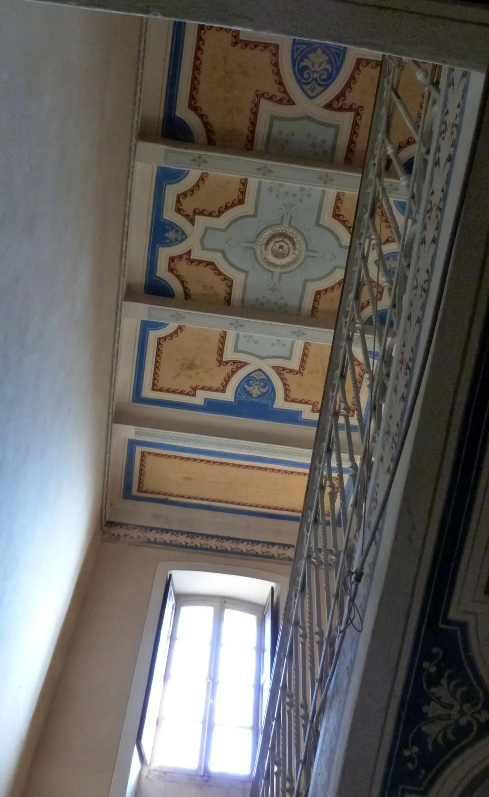 Excellent 12 Bed Villa For Sale in Rivalba Turin Italy