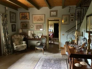 Stunning 8 Bedroom Farmhouse And Vineyard For Sale in Gualdo Tadino Umbria Italy