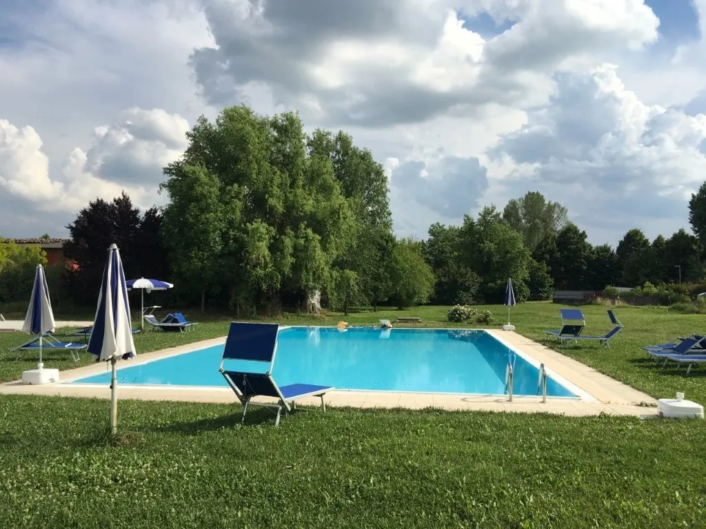 Luxury 4 Bed Semi Detached Villa for Sale In Crevalcore Bologna Italy