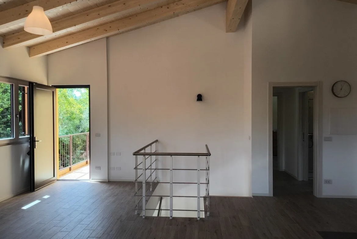 Excellent 3 Bed Country House for Sale In Gualdo Macerata Marche Italy